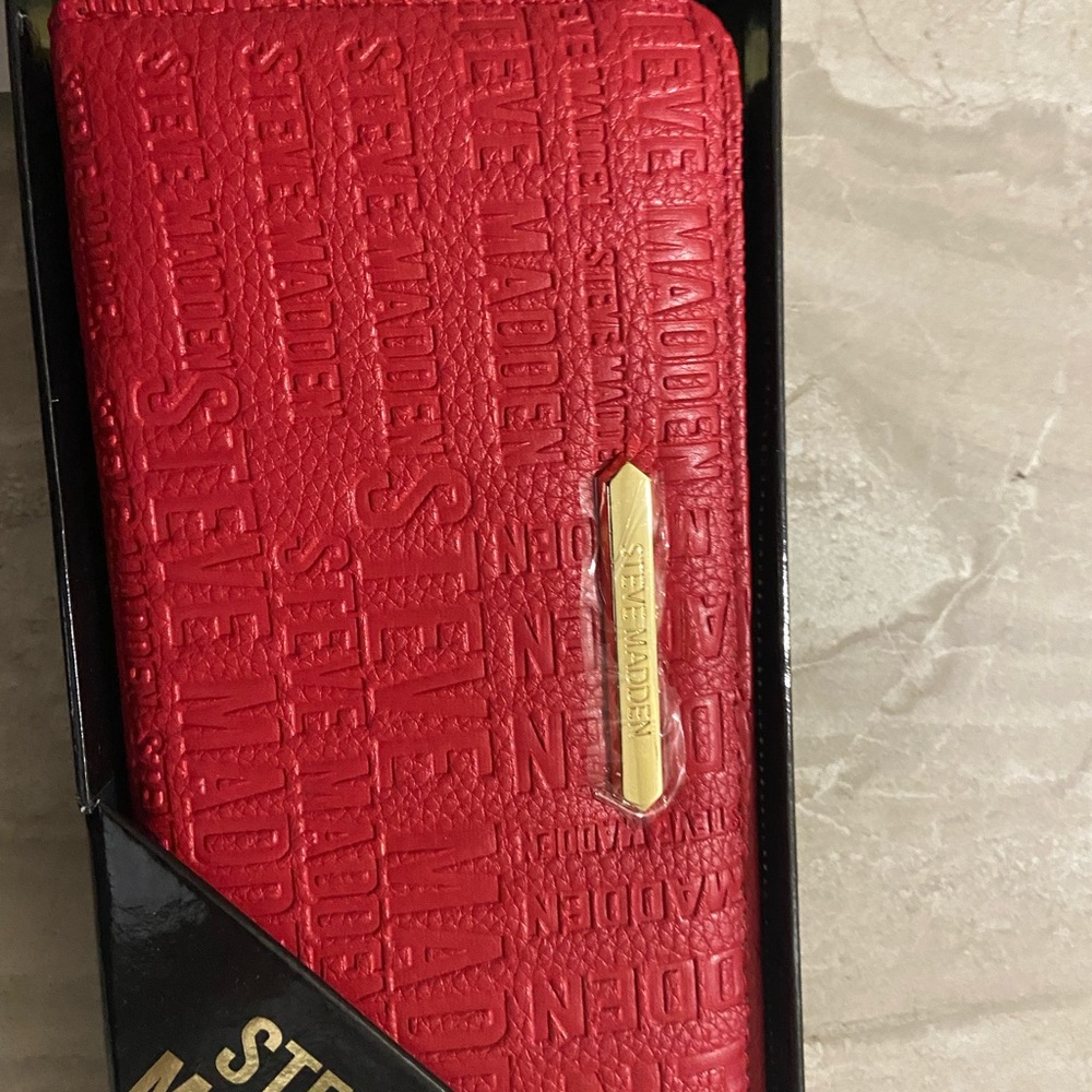 New Steve Madden wallet/wristlet